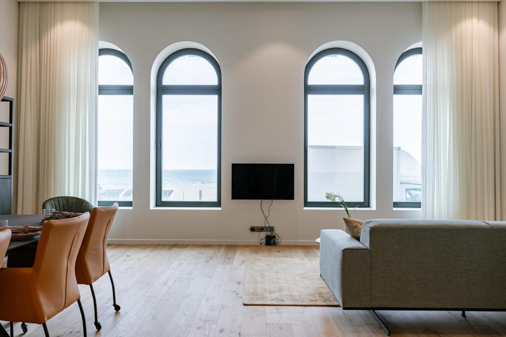 Huswell - Seafront Apartment With Stunning Views Остенде Екстериор снимка